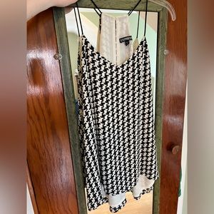 EXPRESS black & white camisole